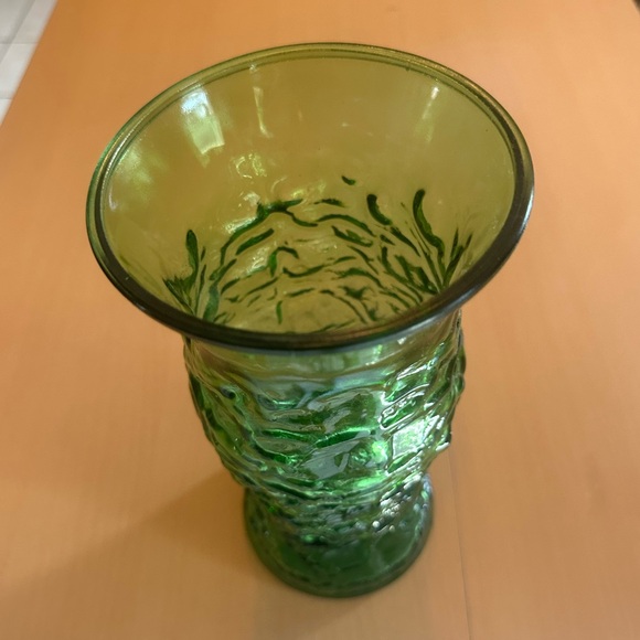 Large depression glass vase - Picture 2 of 2